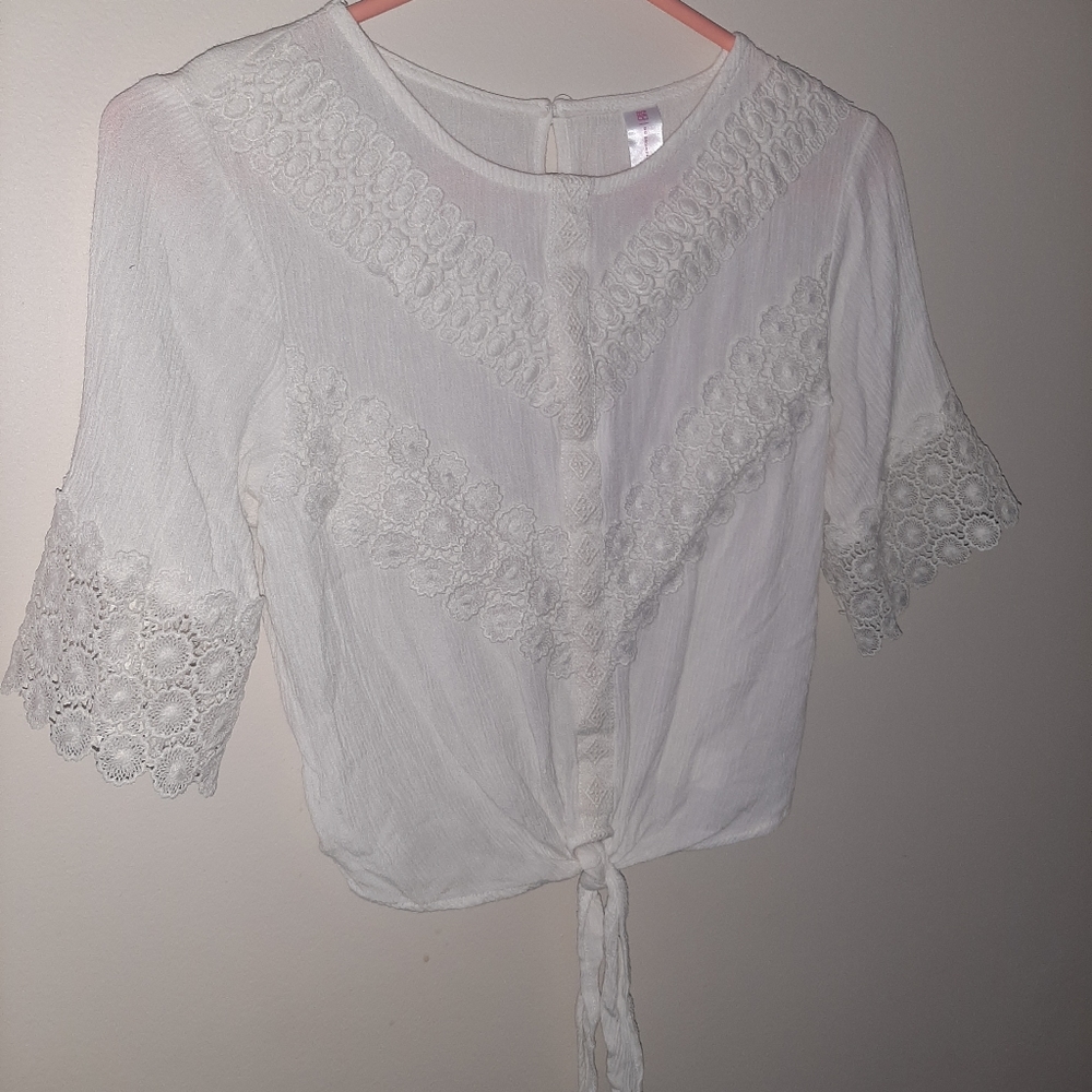 White lace top